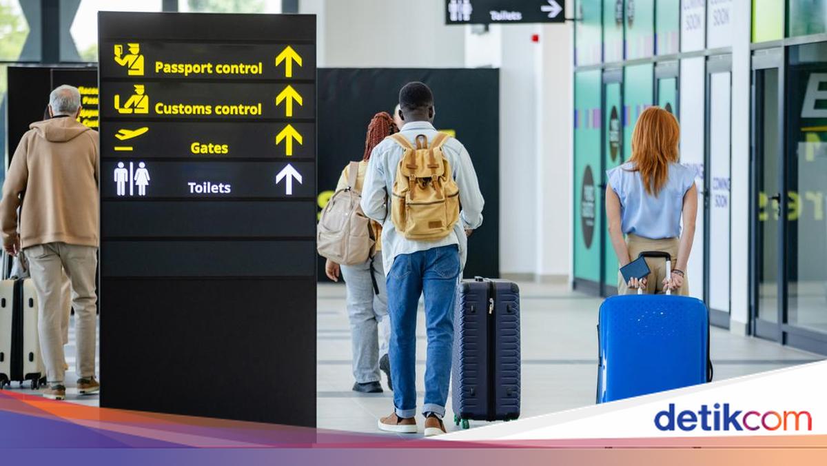 Dua WNA Terjatuh dari Lantai 3 Balkon Bandara Kuala Lumpur, Satu Tewas