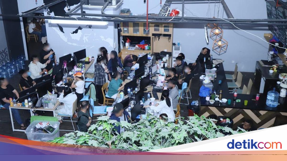 Penggerebekan Sindikat Judi Online di Jakarta Barat, 321 WNA Terjaring