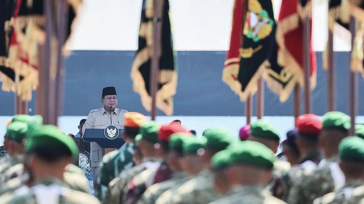 Prabowo Subianto Arahkan Penerimaan Suku Dayak Menjadi Prajurit TNI