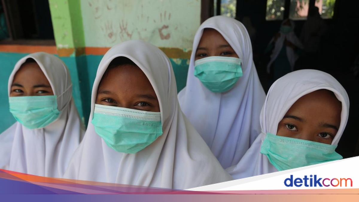 Kabut Asap Karhutla di Kalimantan Memaksa 3.524 Sekolah Terapkan Pembelajaran Jarak Jauh