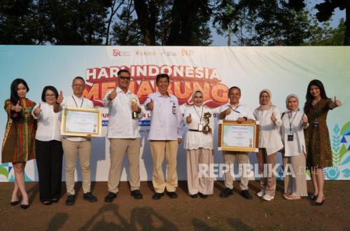 bank bjb Terima Dua Penghargaan OJK pada Hari Indonesia Menabung 2026