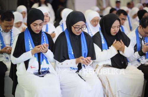 PNM Kirim Ratusan Karyawan untuk Menunaikan Umrah sebagai Bentuk Apresiasi