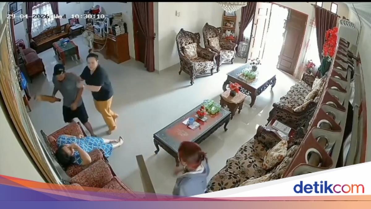 Detik-detik Pembunuhan Sadis Terhadap Lansia di Pekanbaru Terekam CCTV