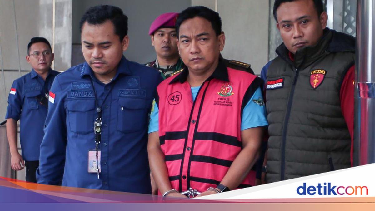 Mantan Ketua Ombudsman Menyangkal Menerima Suap dari Perusahaan Tambang