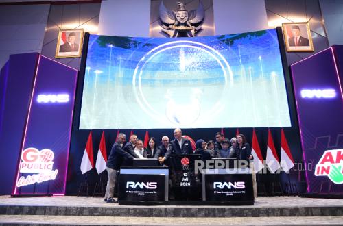 Enam Perusahaan Baru Resmi Melantai di Bursa, IHSG Mencapai 5.924