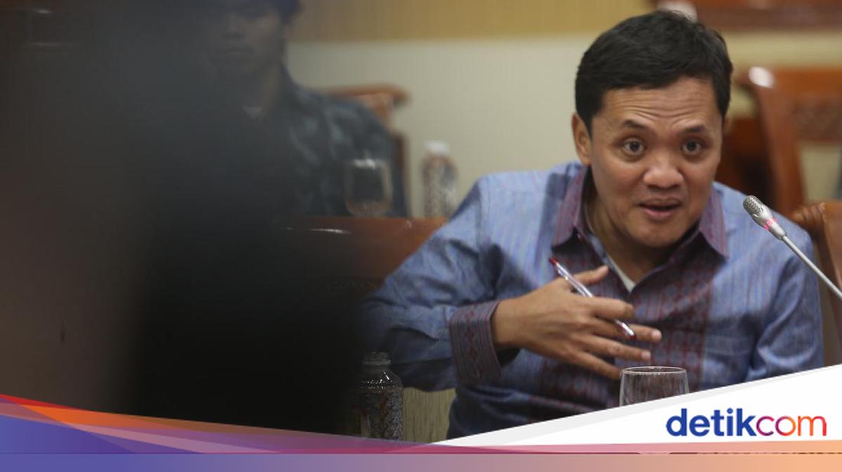 ---
Gerindra Mengapresiasi Keberanian Ocha dalam Lomba Cerdas Cermat, Minta Juri Meminta Maaf

---