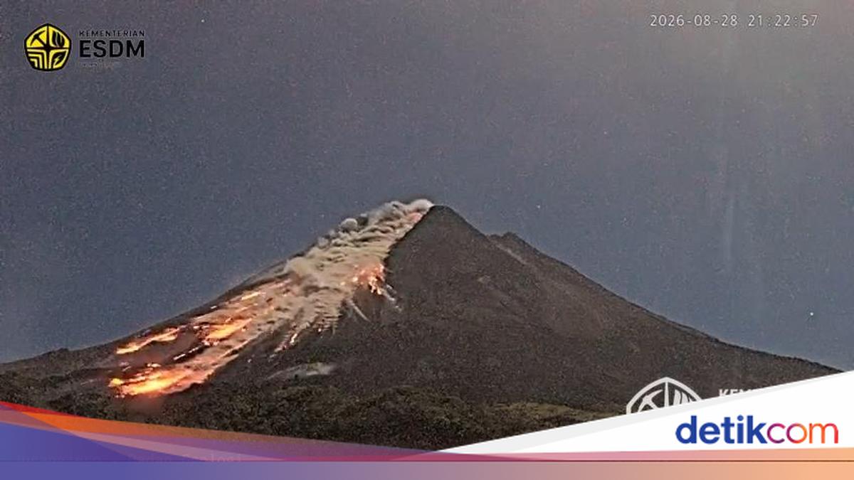 ---
Erupsi Gunung Merapi Luncurkan Awan Panas Hingga 2.000 Meter

---
