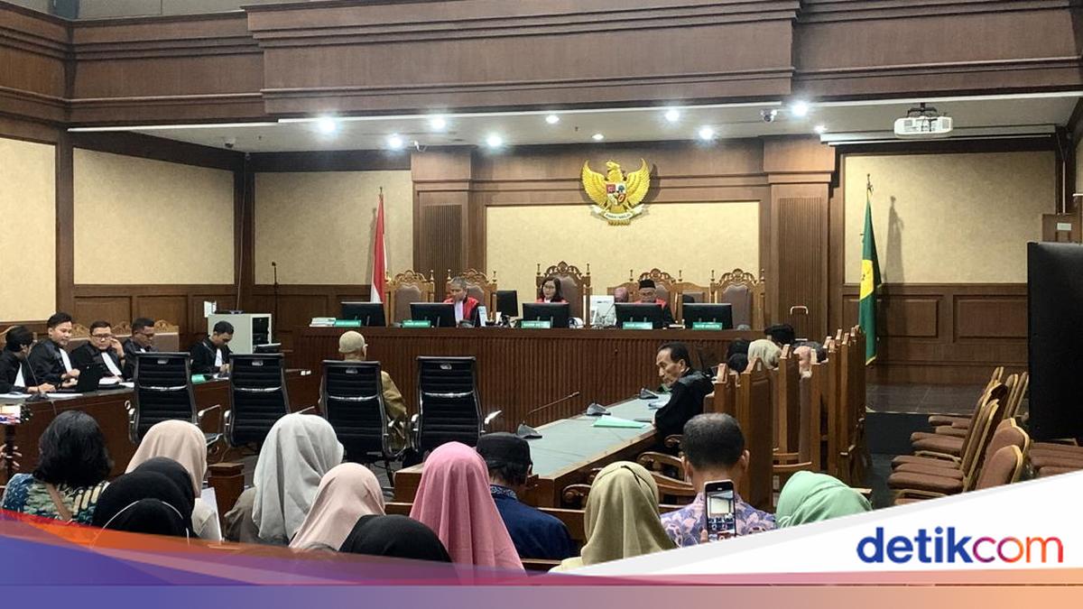 Hakim Menolak Permohonan Penangguhan Penahanan Terdakwa Korupsi Kuota Haji