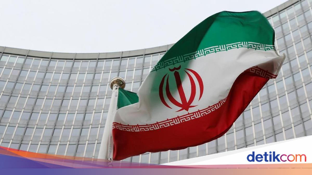 ---
Israel Targetkan Pemimpin Iran, Iran Siap Beri Tanggapan Keras

---