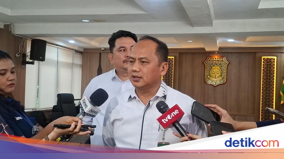 ---
Penyidikan Kasus Korupsi Terhadap Mantan Jaksa Agung Muda Berlangsung Hati-hati

---