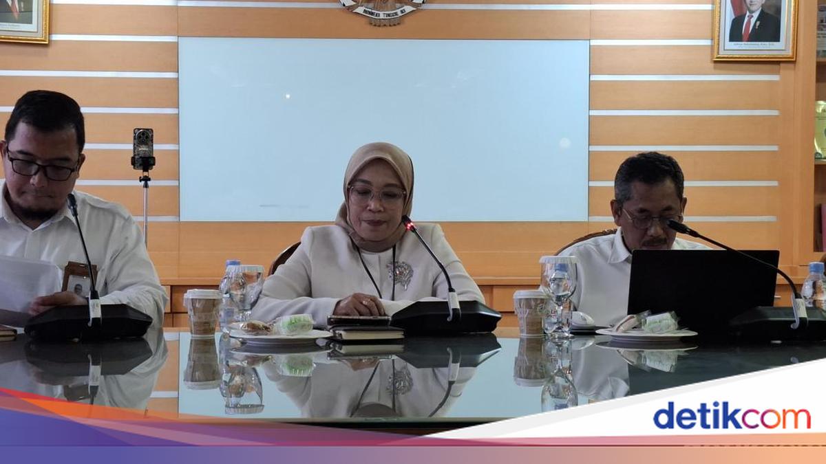 Kemendikdasmen Pastikan Tidak Ada PHK Massal untuk Guru Non-ASN