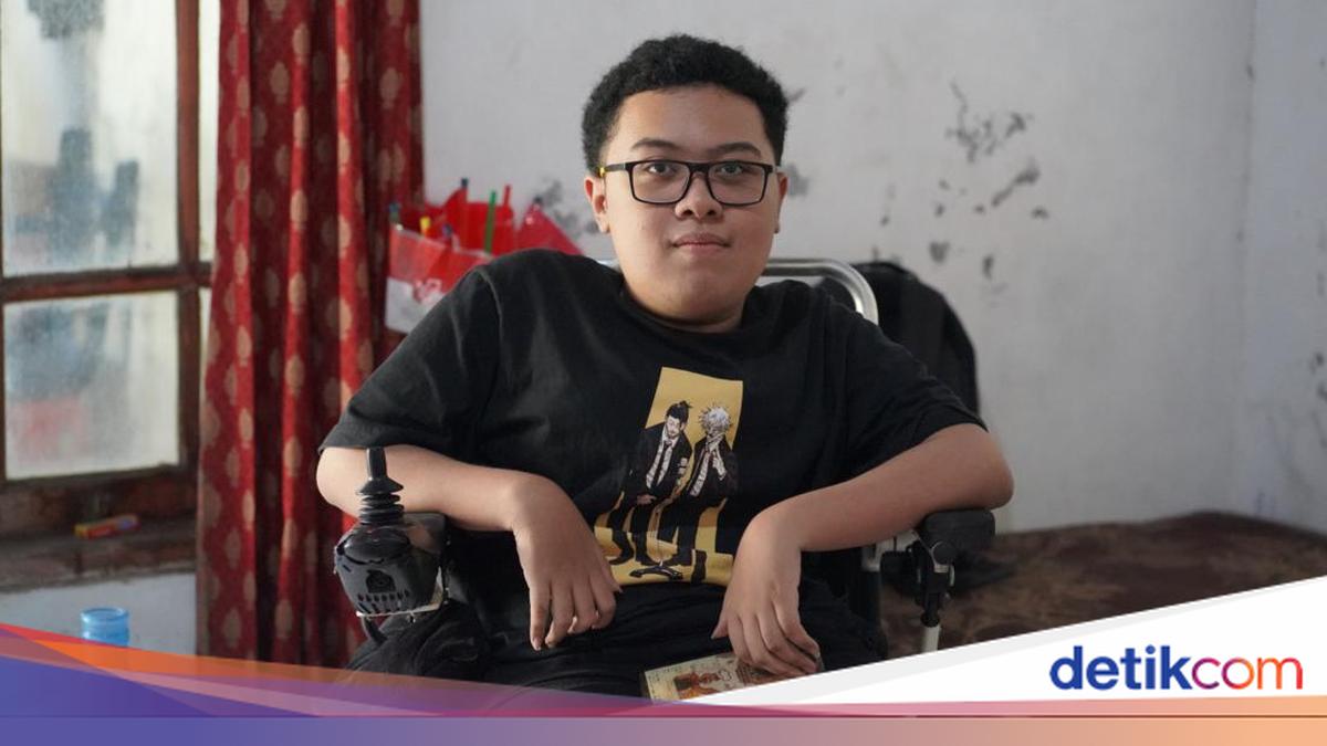 Rasha, mahasiswa baru UGM penyandang disabilitas. Foto: UGM