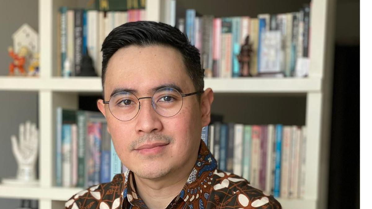 Peran Ganda Ibu Pekerja di Indonesia: Tantangan dan Dampaknya