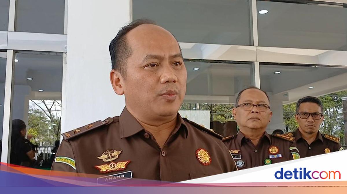---
Aturan Baru MA: Larangan Kasasi untuk Putusan Bebas, Kejaksaan Agung Akan Tindaklanjuti

---