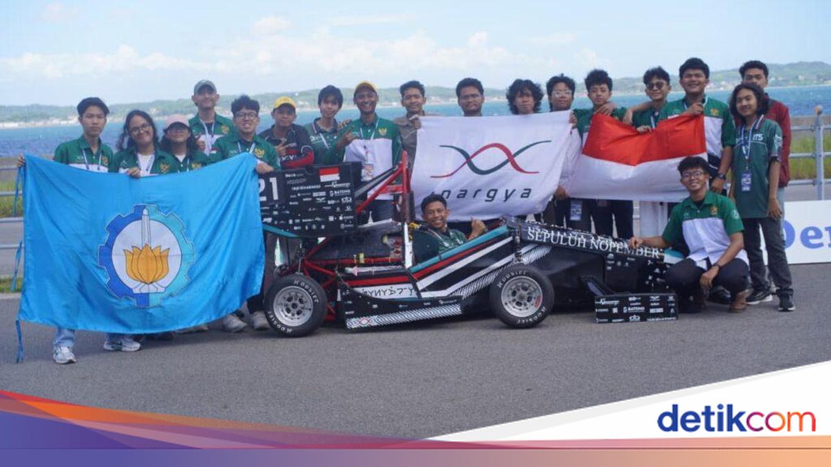 Mahasiswa ITS Raih Tiga Gelar Juara di Jepang dengan Mobil Formula Listrik