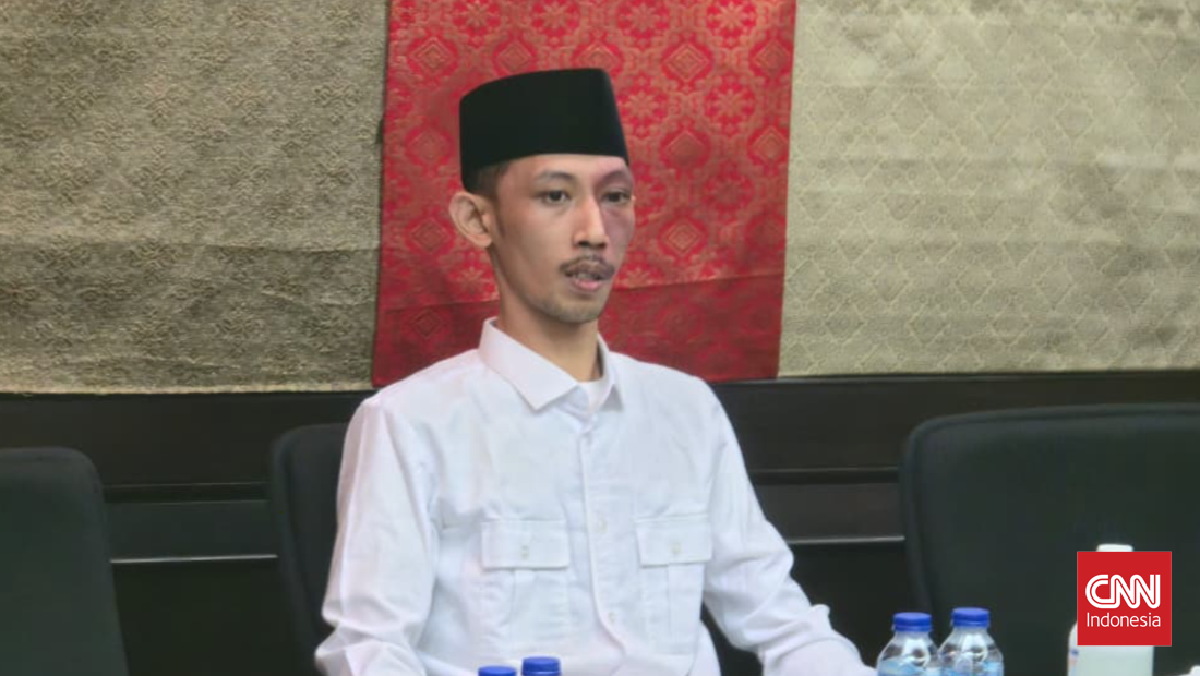 Anggota DPRD Jember Dikenakan Sanksi oleh Partai Gerindra Usai Main Game dan Merokok di Rapat