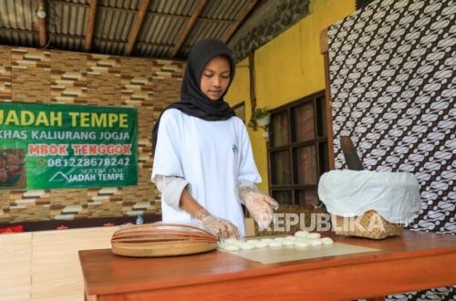 BRI Peduli Dukung UMKM di Desa Brilian untuk Meningkatkan Ekonomi Lokal