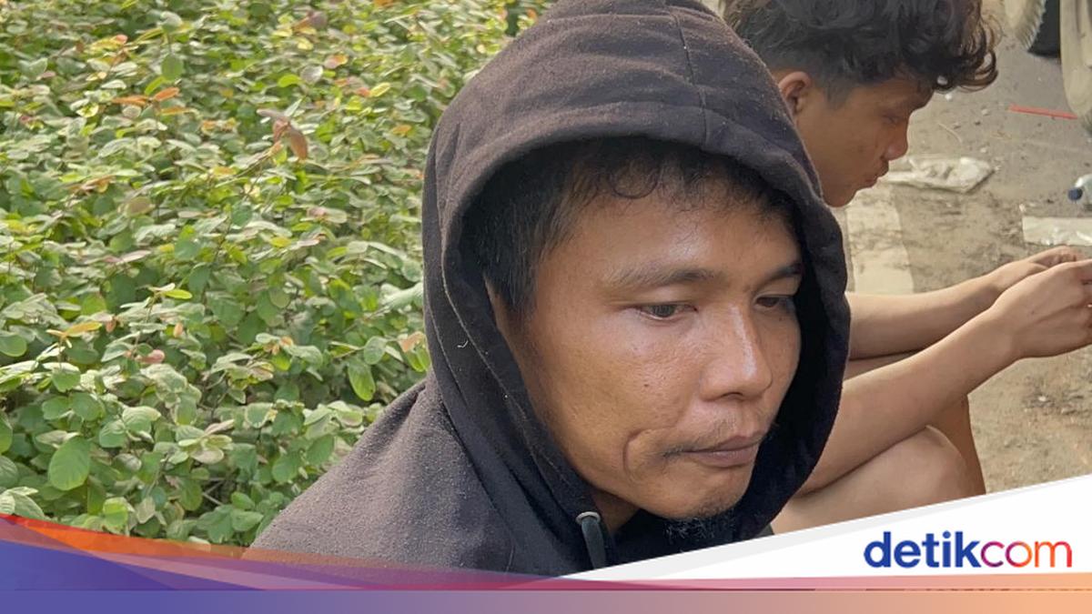 Truk Angkut Crane Tabrak JPO Tendean, Sopir Fokus Lihat Maps