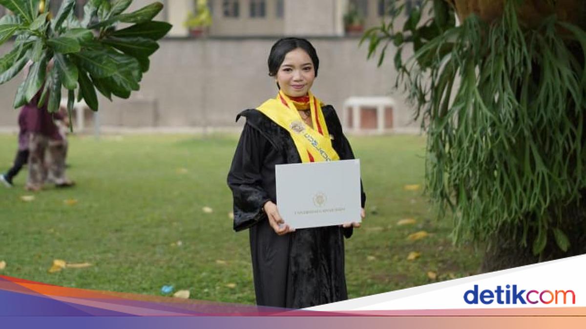 Yesita Vera Saraswati Raih Gelar Doktor di UGM di Usia 27 Tahun