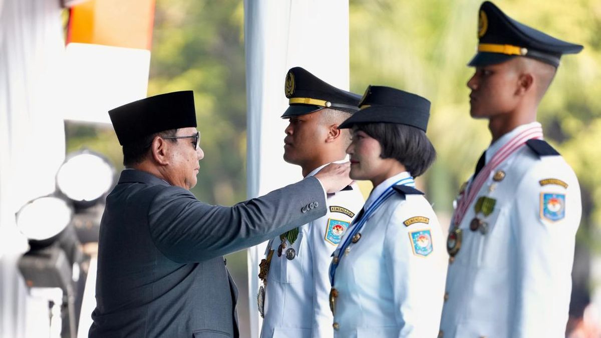 Prabowo Menekankan Pentingnya Kepentingan Rakyat kepada Praja Muda IPDN