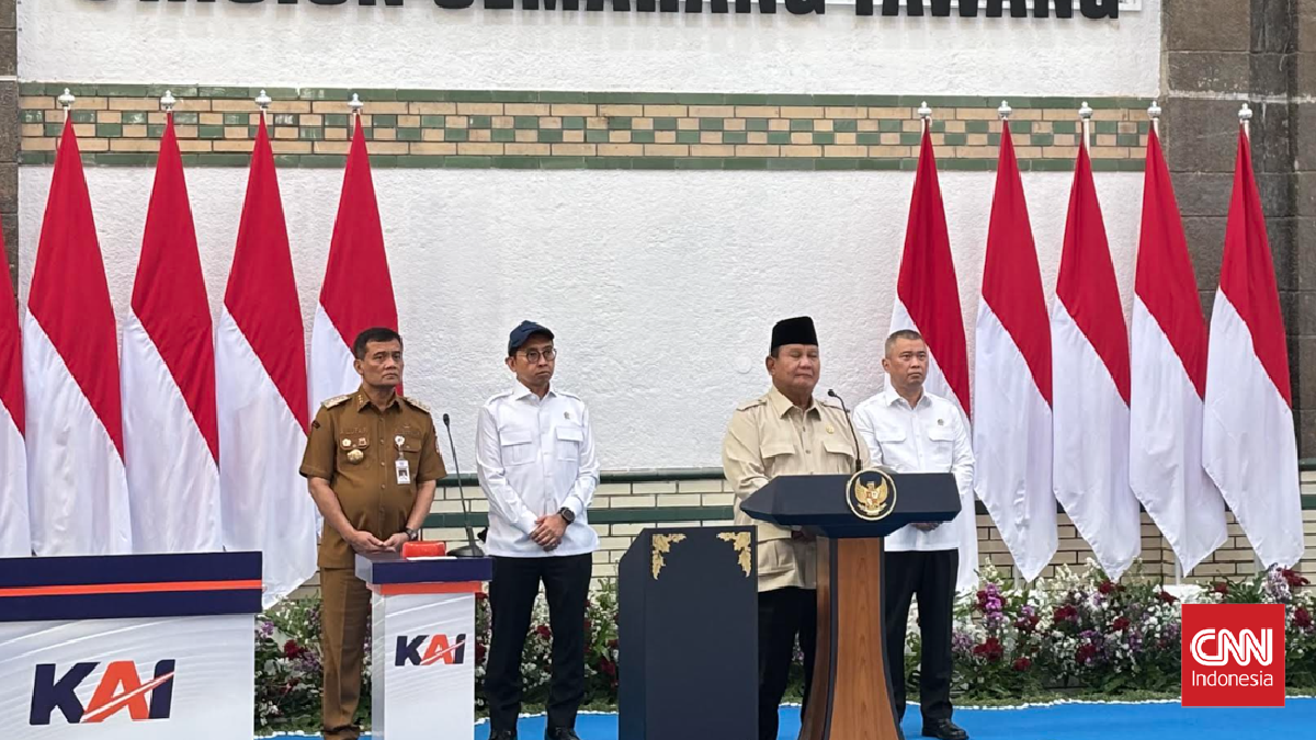 ---
Prabowo: Tantangan Kereta Cepat dan Perhatian untuk Kota Kecil

---