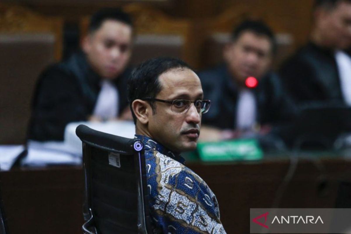 Analisis Kritis Terhadap Inovasi Chromebook Nadiem Makarim dan Tindakan Kejaksaan Agung