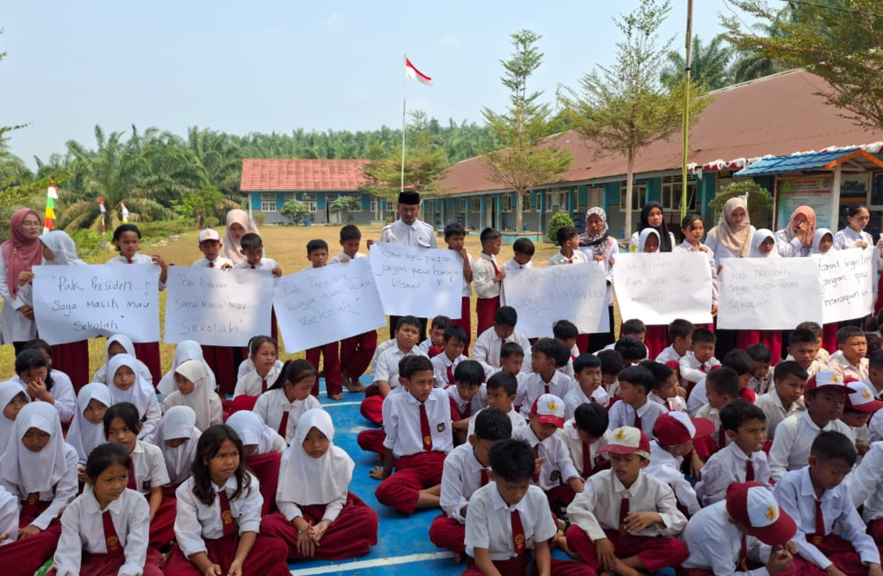 Ratusan Siswa SD di Batanghari Bacakan Surat Terbuka untuk Presiden Prabowo