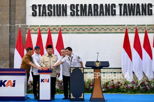 Peresmian Revitalisasi Stasiun Semarang Tawang oleh Prabowo Subianto