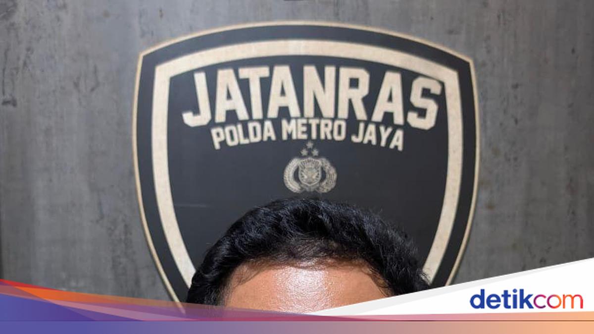 ---
Pria Diduga Pelaku Pembunuhan dan Pemerkosaan di Tangerang Ditangkap Polisi

---