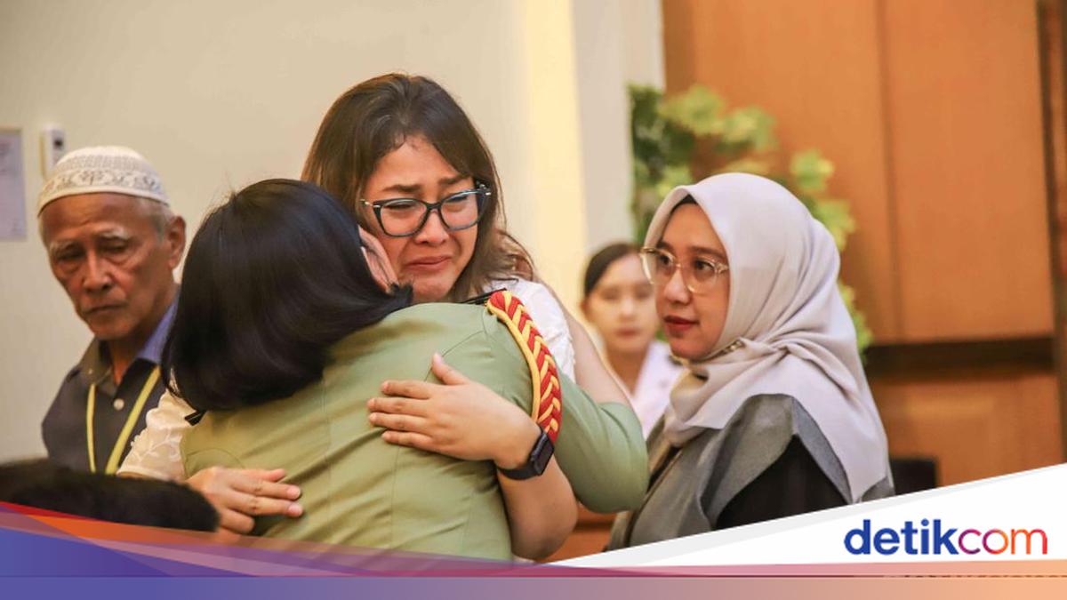 Air Mata Keluarga Tumpah di Persidangan Kasus Pembunuhan Kacab BRI Cempaka Putih