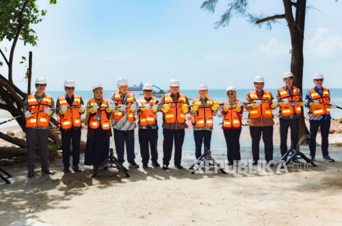 TelkomGroup dan Mitra Sukses Mendaratkan Kabel Laut NCC di Batam untuk Memperkuat Konektivitas Digital