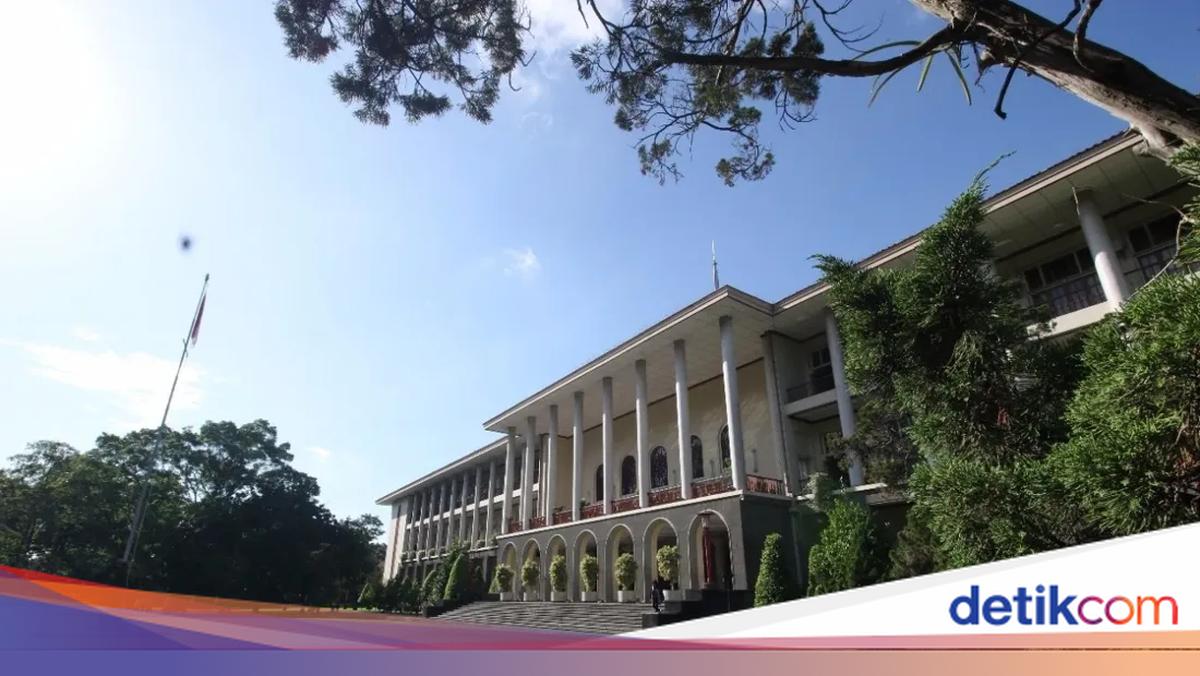 UGM Resmi Lantik 620 Insinyur Baru, Apa Perbedaan Gelar Insinyur dan Sarjana Teknik?