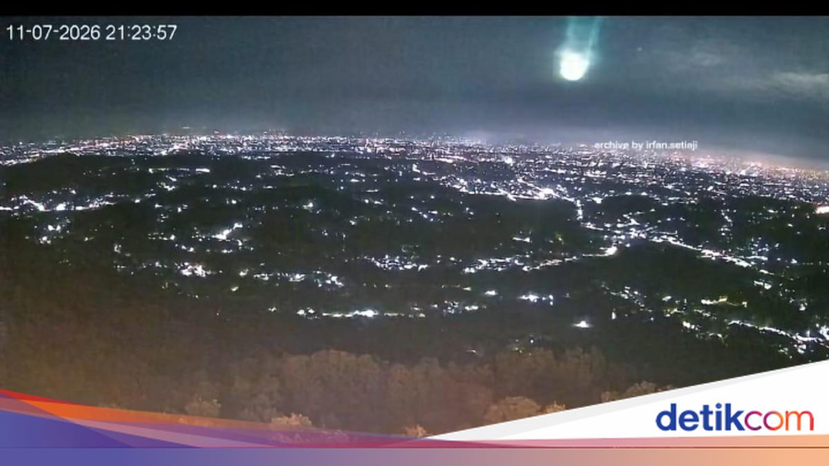 Fenomena Meteor Besar Melintasi Langit Jawa-Bali, Ini Penjelasan dari BRIN