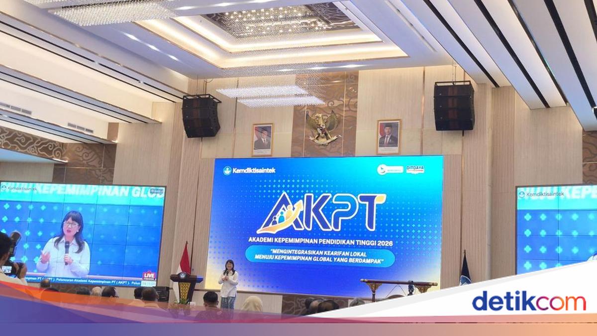 Wakil Menteri Stella: Hanya Separuh Siswa SMA di China Melanjutkan ke Perguruan Tinggi